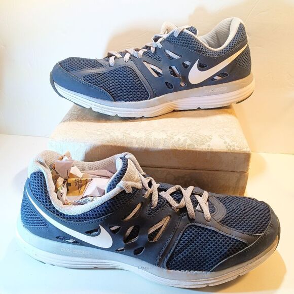 Nike Women's Duel Fusion Lite sz 12 - Picture 1 of 9